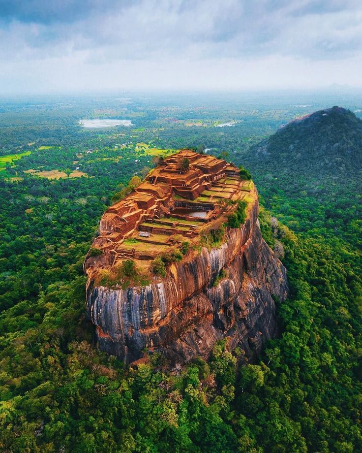 Sigiriya (Lion Rock)